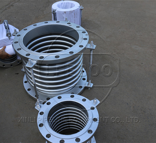 波紋<a href=http://www.mmaw1314.com target=_blank class=infotextkey>補(bǔ)償器</a>防水擊方案